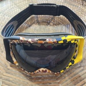 Oakley retro snowboard goggles